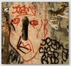 Image No : G21R3C4 : Graffiti 14