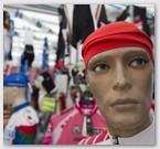 Image No : G27R3C5 : Mannequins in the quayside market