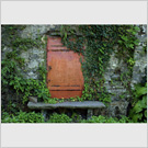 Image No : G9R2C4 : Overgrown door above Varenna, Lake Como
